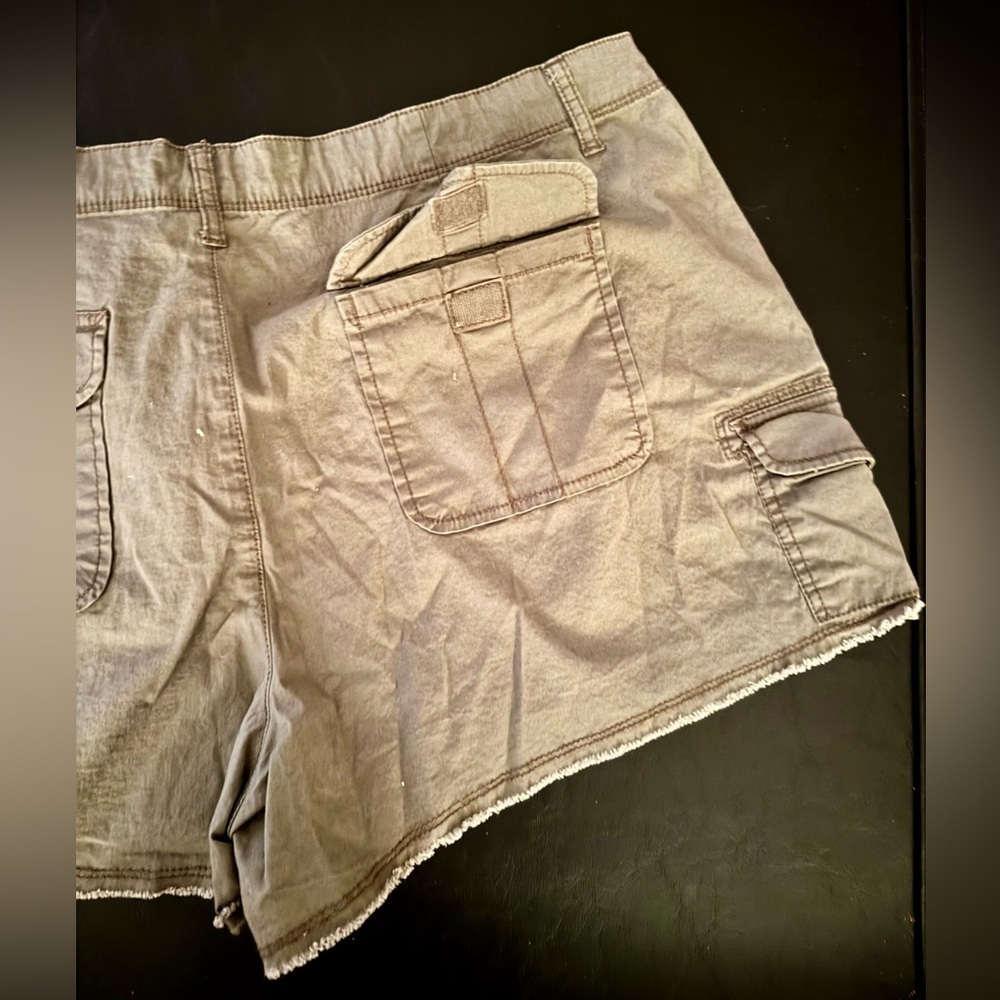Natural reflections Cargo Shorts Casual Utility Frayed Hem - Picture 4 of 7